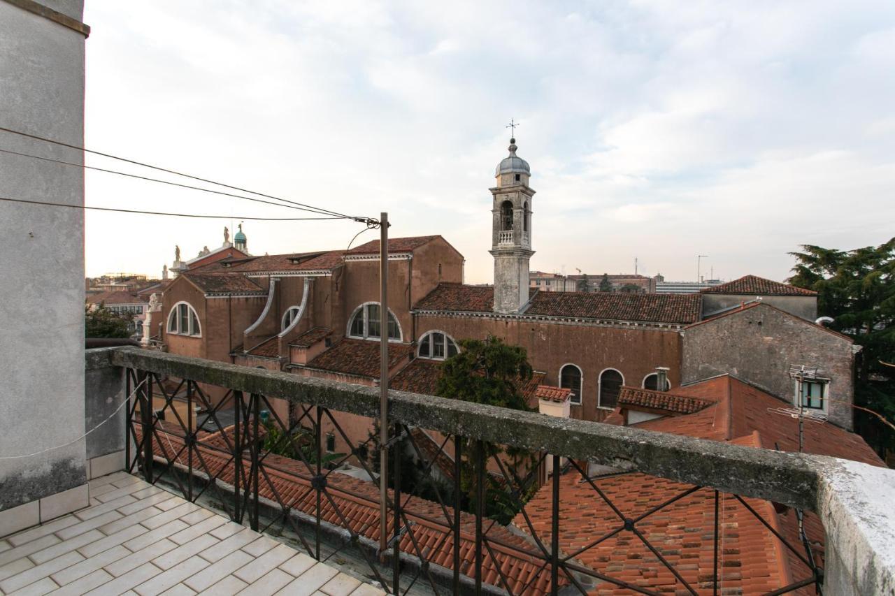 Venice Lance With Lift, 2 Minutes Walk From The Train Station エクステリア 写真